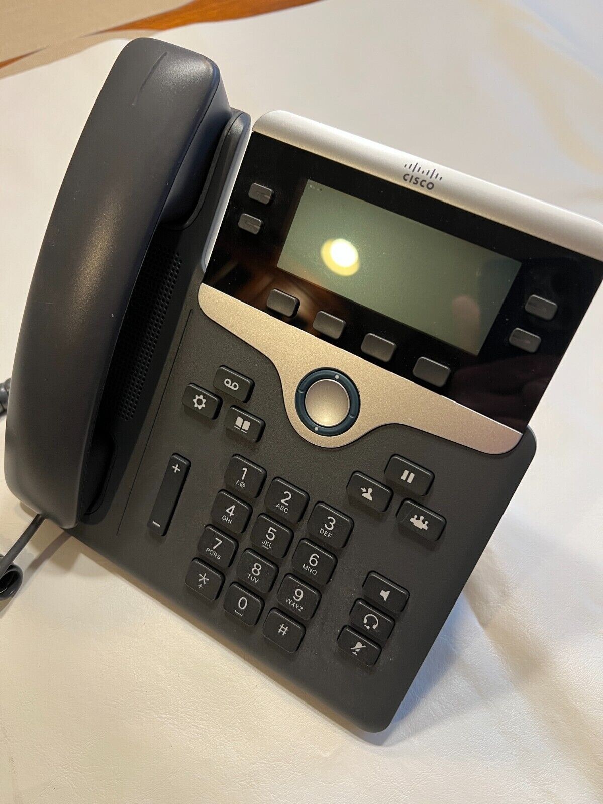 Cisco CP-7841 4-Line VoIP Phone Gray w/Stand & Handset - Photo 1